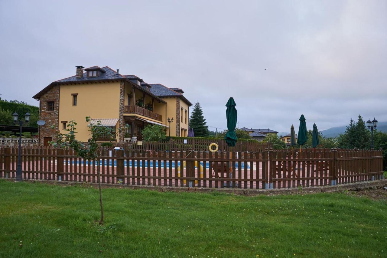 נאביה Hotel Hacienda Llamabua מראה חיצוני תמונה